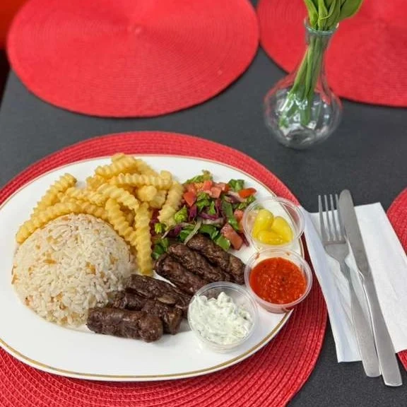 Inegol Kofte platter Inegol Kofte Platter - Image 1